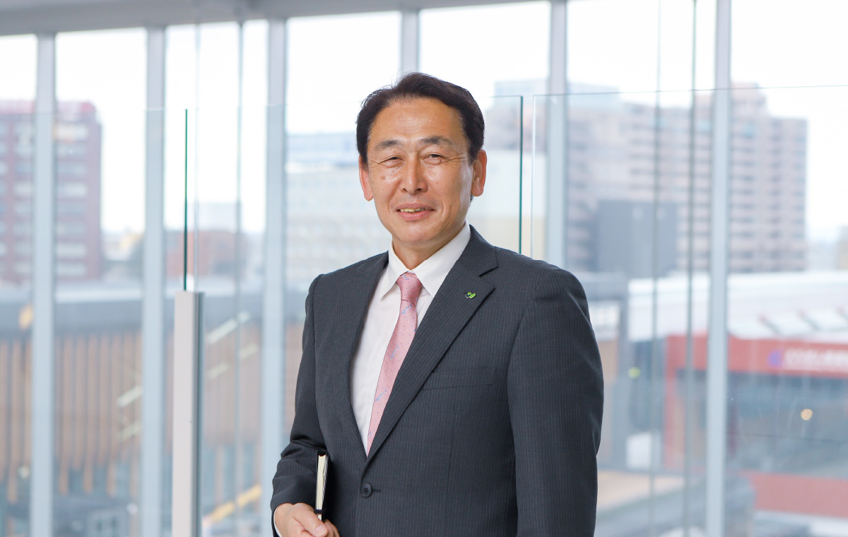 井上 哲臣